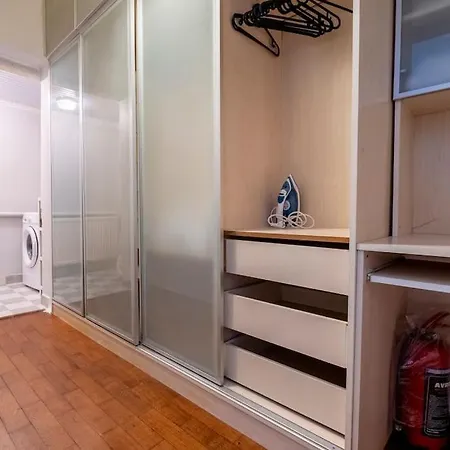 Lägenhet Spacious Dublex In Cihangir Istanbul