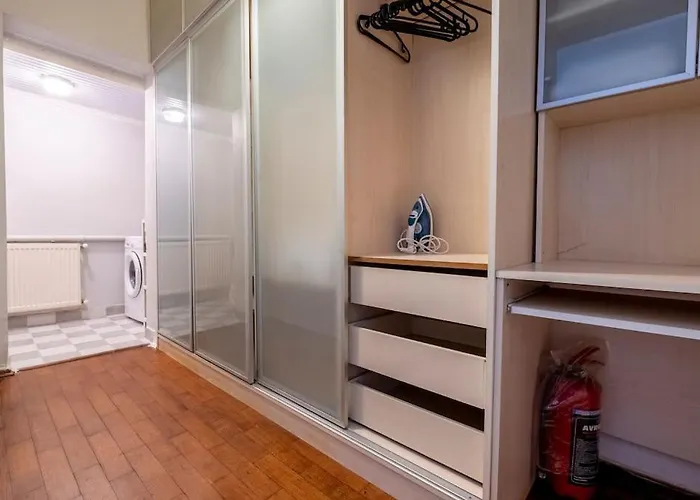 Apartamento Spacious Dublex In Cihangir Estambul